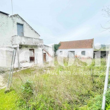 Prédios Urbano e Rústicos em Óbidos