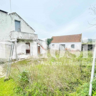 Prédios Urbano e Rústicos em Óbidos