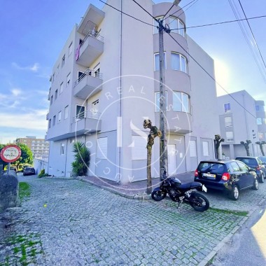 ½ de Frações Autónomas em Vila Nova de Famalicão