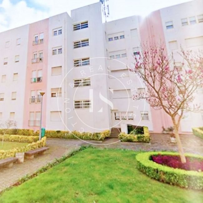 Quinhão Hereditário sobre apartamento T3 no Porto