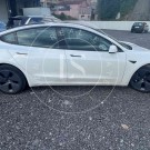 Tesla Model 3 PERFORMANCE