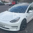 Tesla Model 3 PERFORMANCE