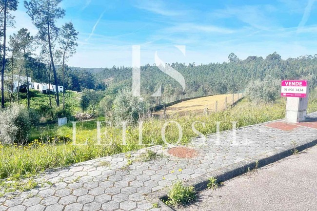Lote de Terreno Para Construção em Vila de Rei