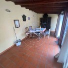 2 Apartamentos e Garagem com Logradouro